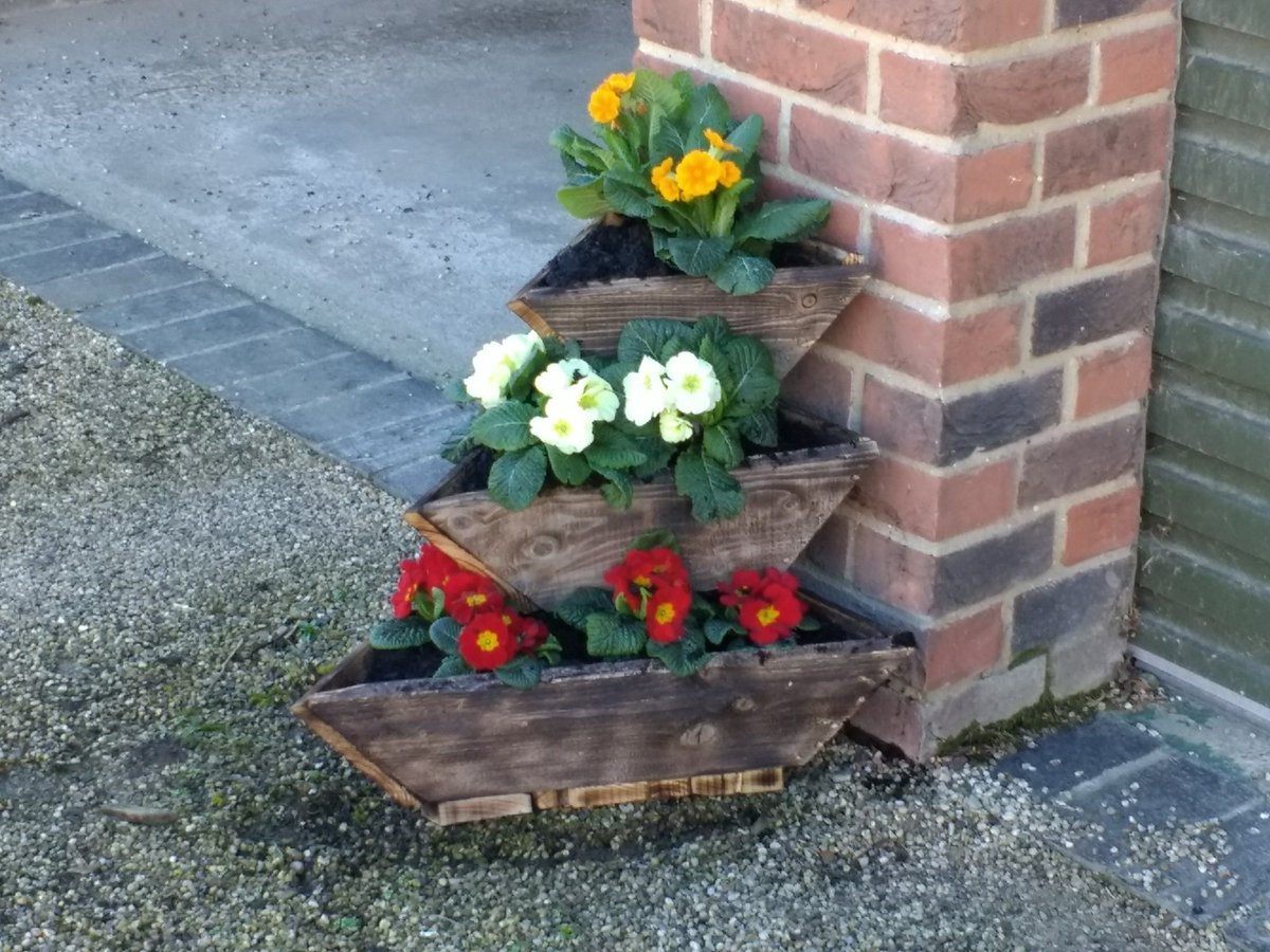 greensuffolk's tweet photo. Thanks to Colin for getting in touch and sharing how he is turning waste wood into stunning creations in #Suffolk 

From planters to mud kitchens and more, its great to see what can be upcycled! 

Find Colins work in @DuckinB in Sudbury.

@suffolkrecycle #GreenestCounty https://t.co/mBEgWQscB2