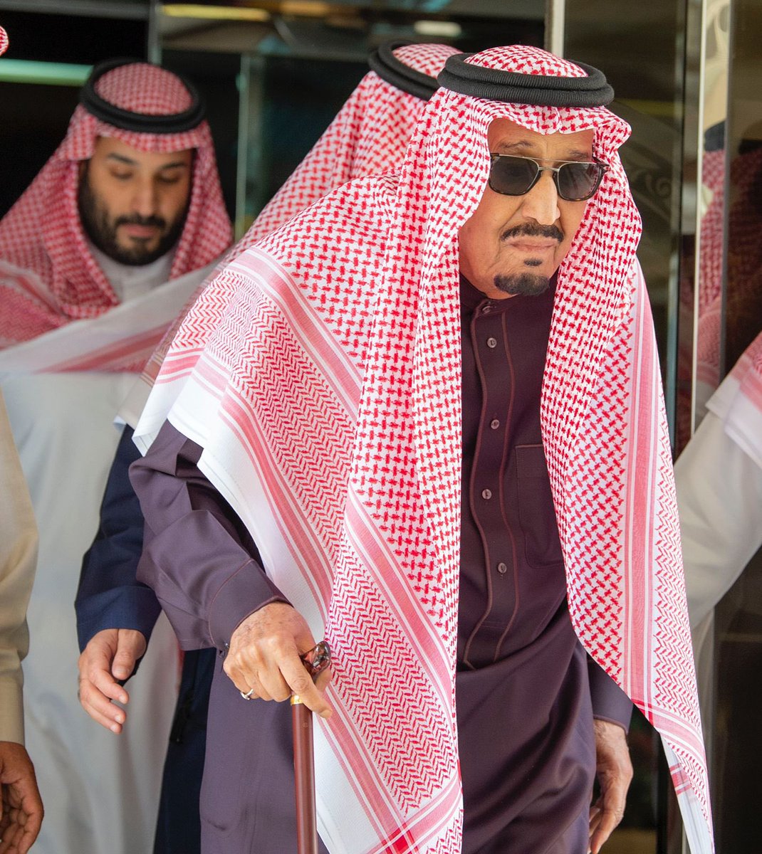 jasoomh's tweet photo. #سلامتك_يابو_فهد #خادم_الحرمين_الشريفين https://t.co/Ep4ZrApS03