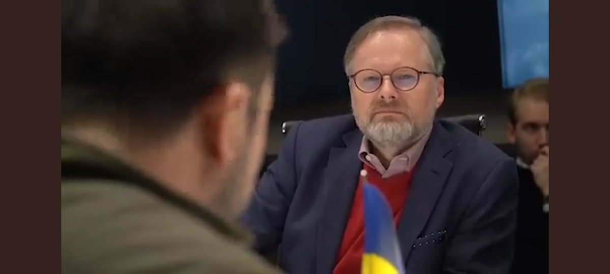 JelenaMKandic's tweet photo. Digitalna poslatica za fantastičnu @TVojtehovski kao jednu od najboljih konsultanata i stručnjaka iz oblasti #NLP & #AdvancedCommunications.🌹
Izrazi lica i neverbalna komunikacija visokih zvaničnika Poljske, Češke, Litvanije i Slovenije tokom pregovora sa predsednikom Ukrajine. https://t.co/pE3SSuHHlD