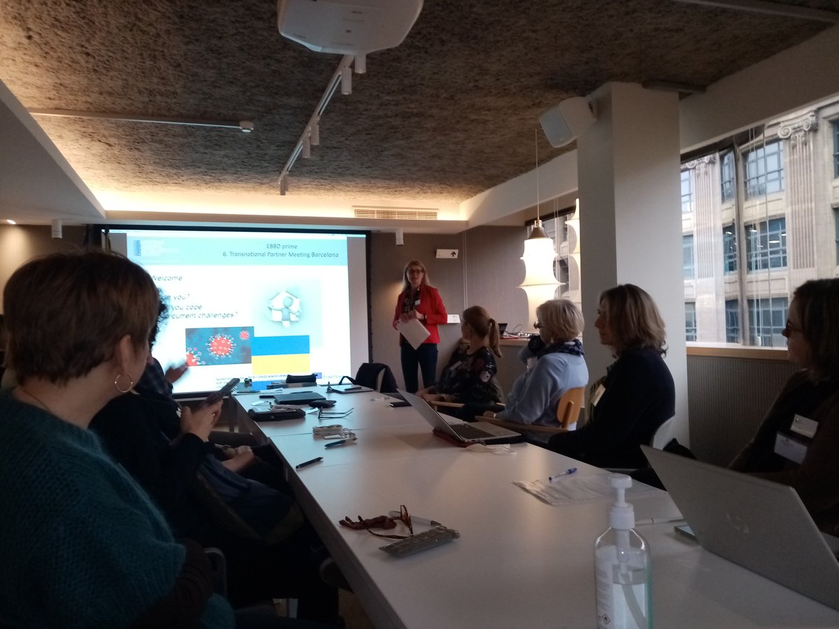nazaretzentroa's tweet photo. Estamos en Barcelona en la 6ª reunión #internacional del proyecto #EBBD PRIME para abordar las novedades para el próximo #curso #bachillerato https://t.co/kKPEQyTRSs