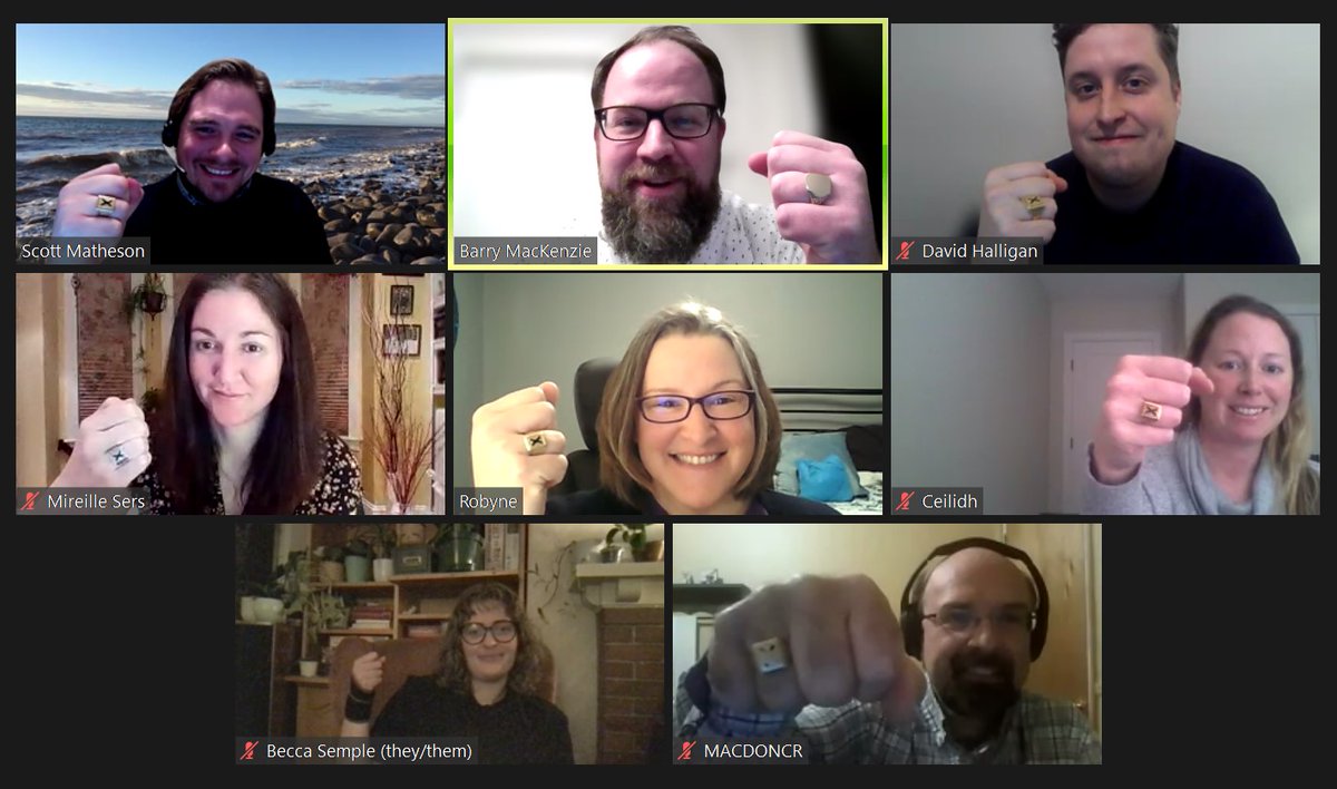 HistoryatX's tweet image. We had a snap a quick X-Ring snapshot with most of our @stfxuniversity history alumni last night after our "A Future in History" virtual career night! Thanks to everyone who participated! #HistoryWeek2022 #historyhasagreatfuture @StFXAlumni