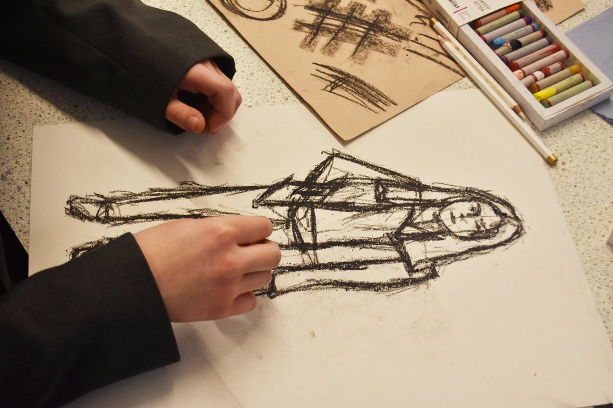 hhs_arts's tweet photo. Year 10 took part in this fantastic life drawing workshop led by '2B or not 2B' Collective this morning! Well done to our wonderfully creative students and thank you to Jess and Erhan for running such a great session✏️💫 @HHSHaringey #SUCCESS https://t.co/WZ50ORFIGZ