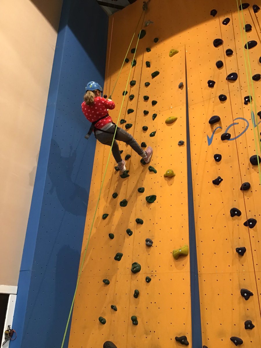 Y6Gayton's tweet photo. @GaytonPrimary we are climbing https://t.co/D6DXABWy92