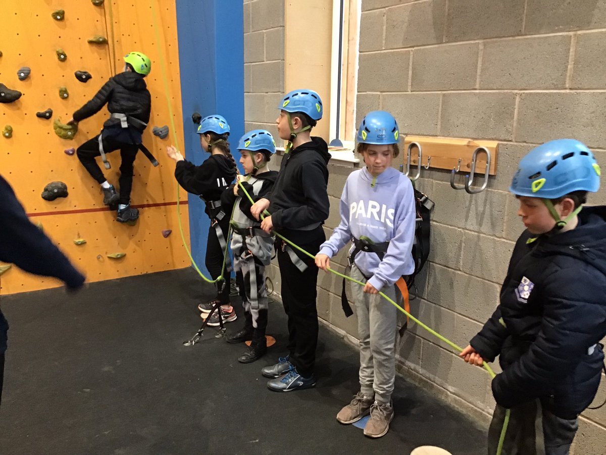 Y6Gayton's tweet photo. @GaytonPrimary we are climbing https://t.co/D6DXABWy92