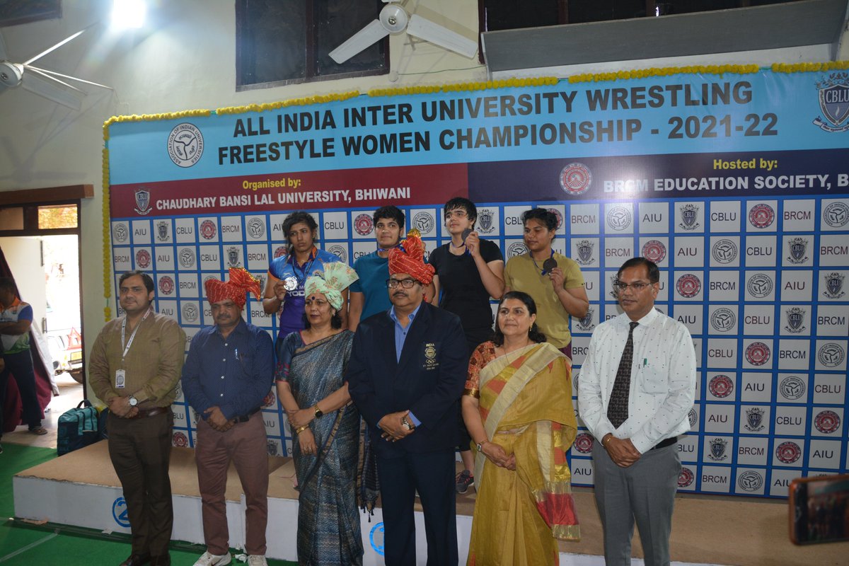 BRCMES's tweet photo. Moments of Day 3, Closing Ceremony and Prize Distribution of All India Inter-University Wrestling Freestyle Women Championship 2021-22 hosted by BRCM Education Society, Bahal Bhiwani Haryana. https://t.co/OHo2gdesHi