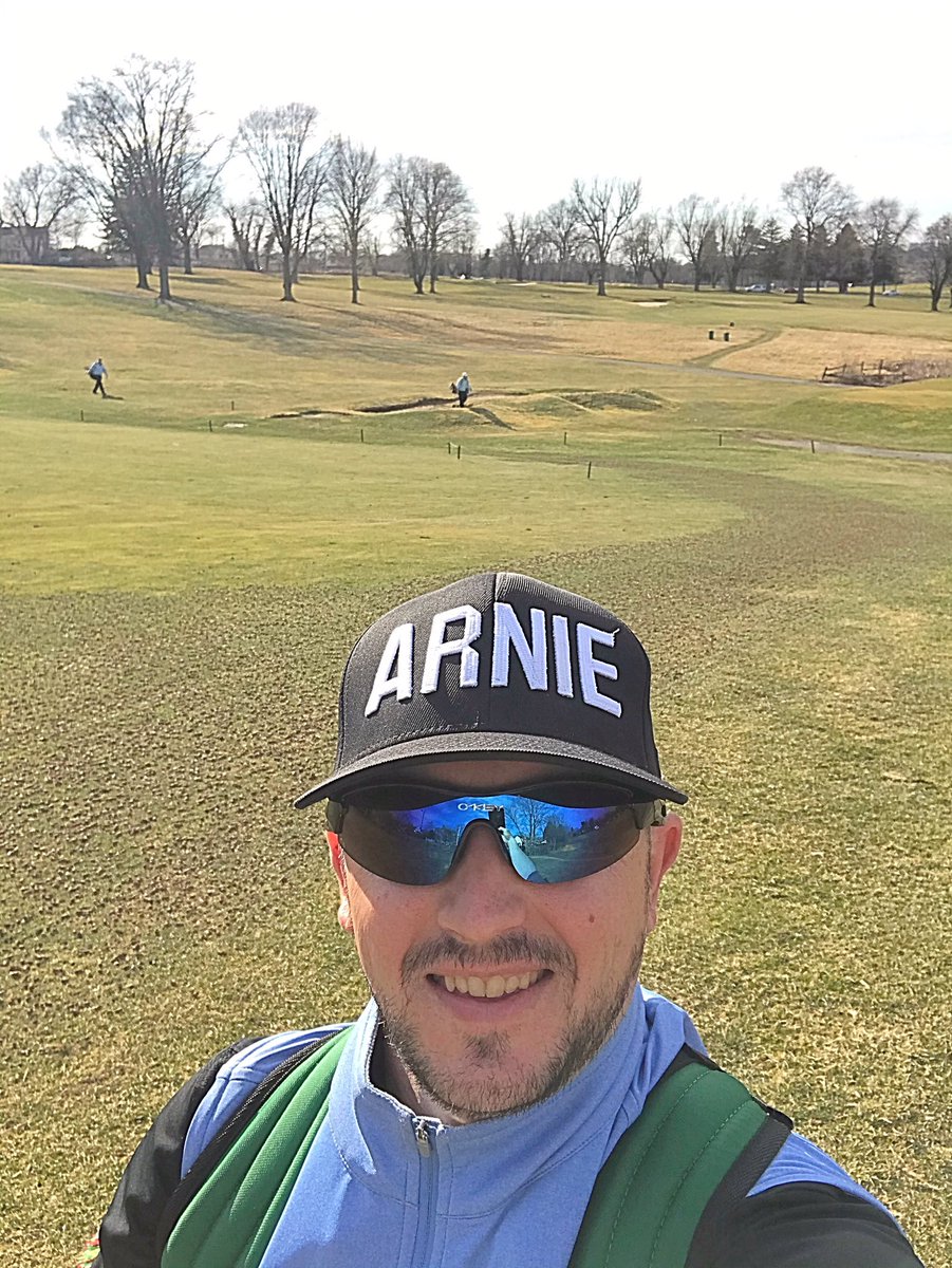 TroxellDustin's tweet photo. ⛳️What a difference from 🥶Saturday vs Tuesday😎 https://t.co/1vlqDUf0w8