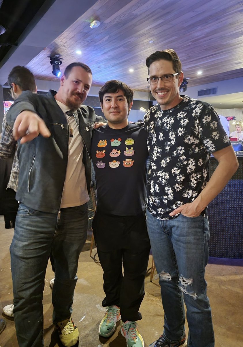 SleepyAxie's tweet photo. The day @Jihoz_Axie brought #AxieInfinity to the #ATX-  since the day I asked my first question this community always has open arms!! Amazing.  Last night was one for the books! 💚 https://t.co/rxrcERGRy8