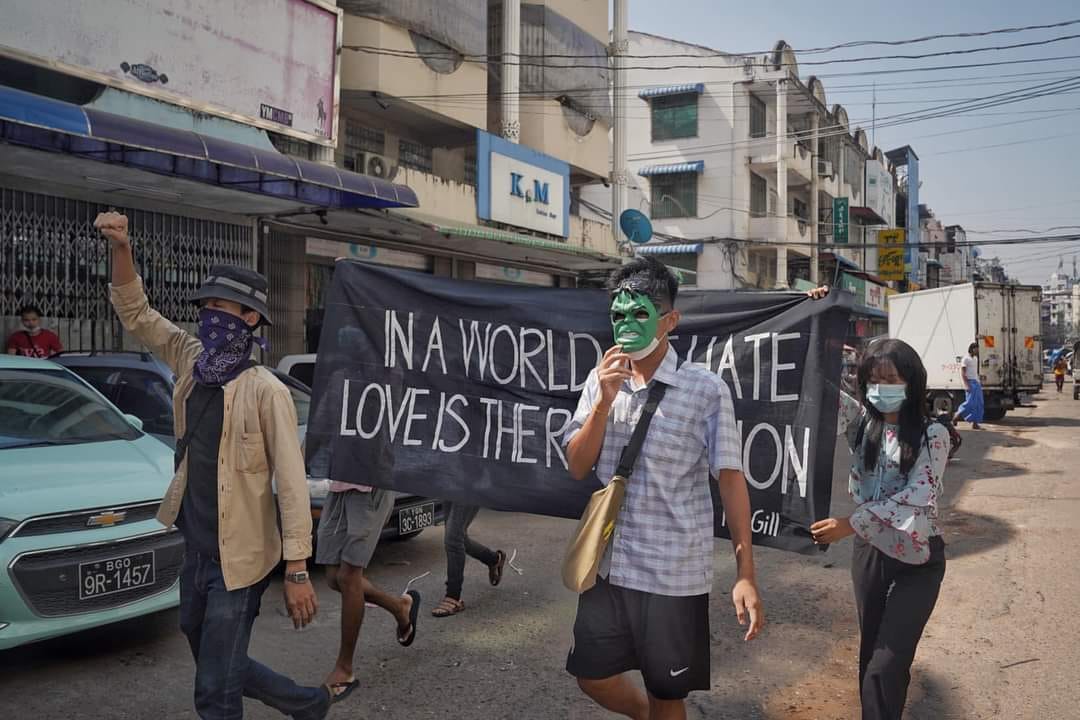 IrrawaddyNews's tweet photo. Undeterred by the crackdown on resistance fighters and anti-regime protesters, Yangon residents protested again military rule on Wednesday. 
(Photo: AAMIJ) 
#WhatsHappeningInMyanmar https://t.co/DdEAwnLEVA