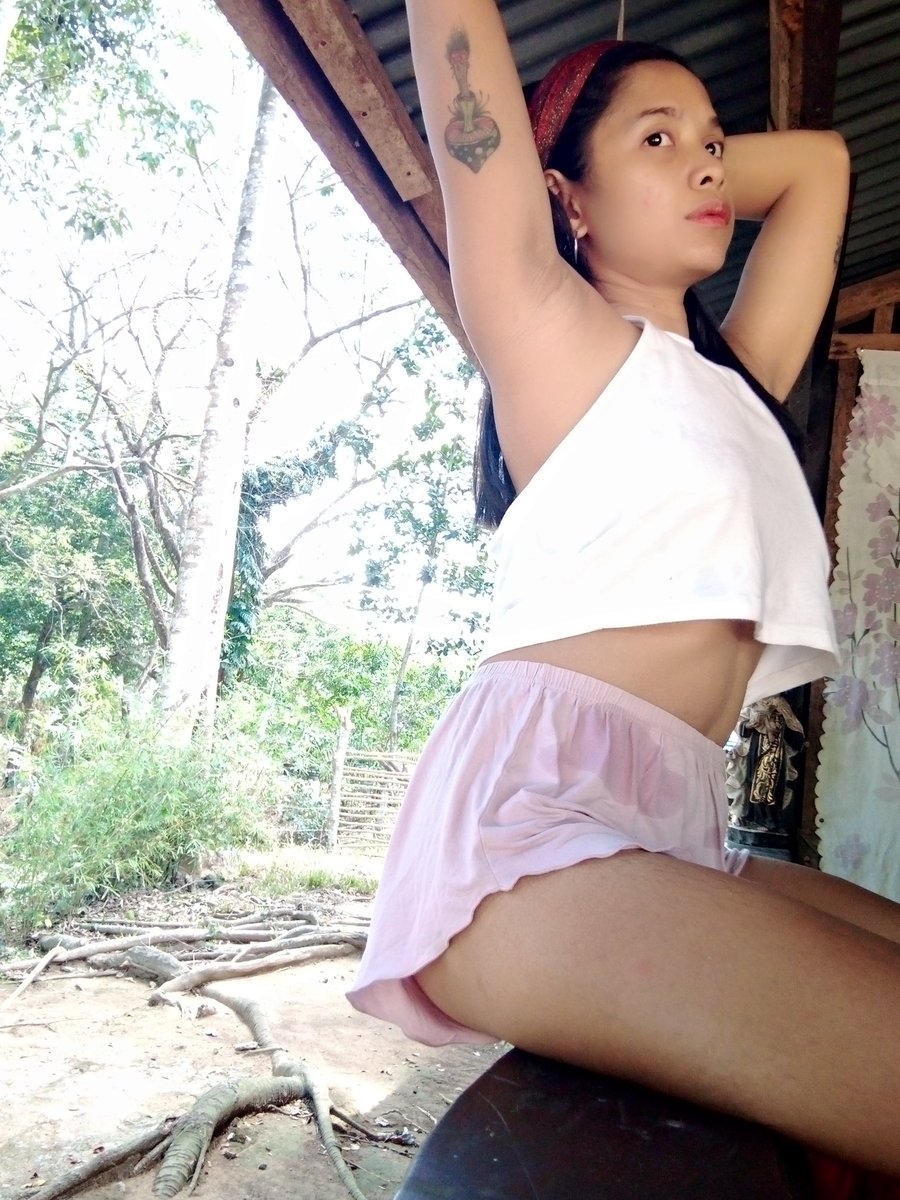 JuainahP's tweet photo. Never be afraid to be sexy ! 🌼🤍 https://t.co/1XB7zepxqc