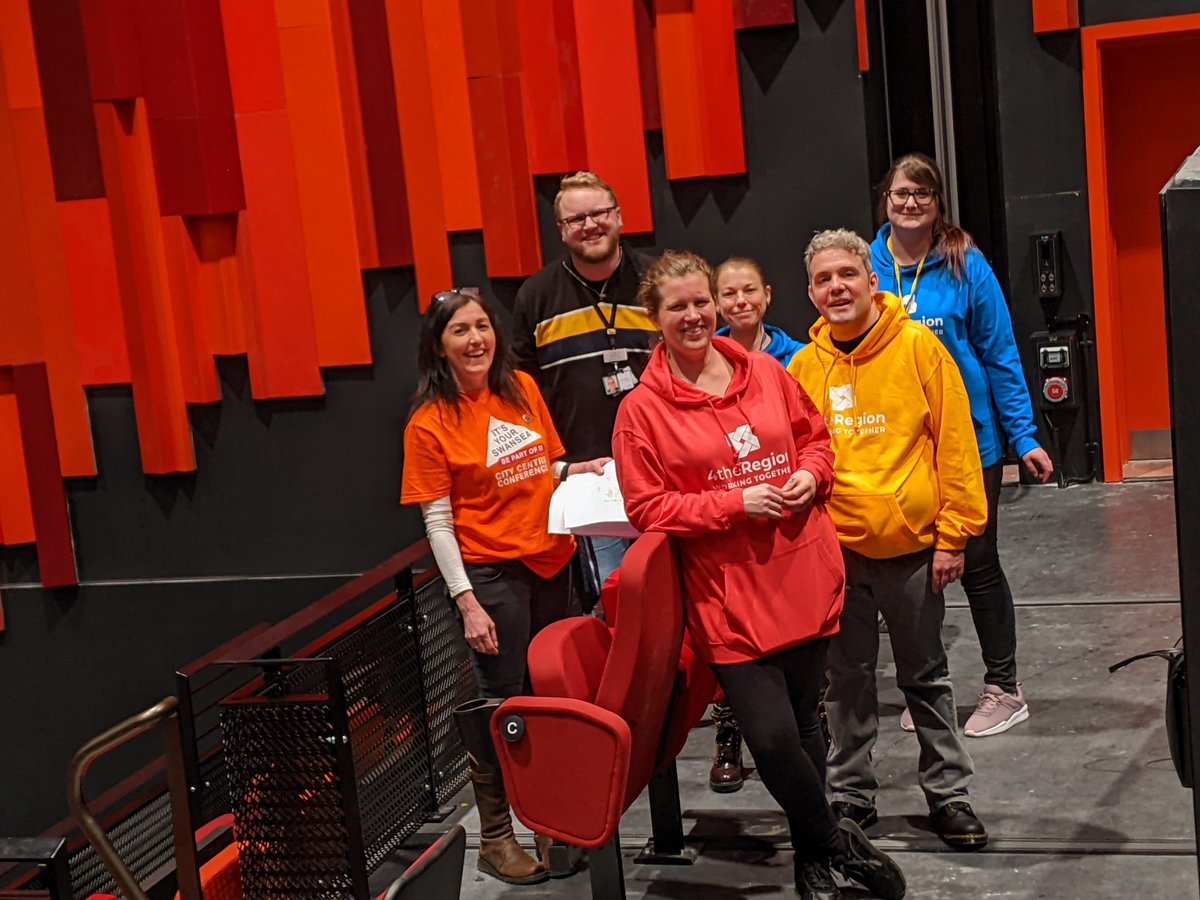 The set up for #CityCentreConference has begun! 

Our takeover of <a href="/ArenaSwansea/">Swansea Building Society Arena</a> is finally here, now the countdown to doors opening begins. 

✨ 22 hours to go! ✨

Sign up to attend for FREE: bit.ly/ItsYourSwansea…