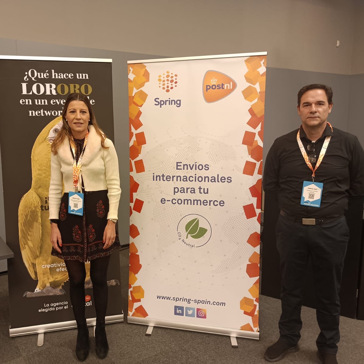 Spring_GDS_ES's tweet photo. #SpringGDSSpain sigue su tour para encontrar a #marcas que buscan #soluciones de #envíos internacionales para su #ecommerce. 📦

Hoy nuestros compañeros @GuaschSilvia y @JorgeLCaldera72 están en @Portaventura_ES para el evento @digital1to1. 📢

#SpringGDS #Digital1to1 https://t.co/v9flpHpme4