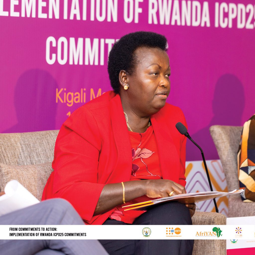 AfriYAN_Rwanda's tweet photo. Dr. @kathy_kan, Assistant Rep. @UNFPARwanda challenged all stakeholders to evaluate themselves to have an understanding of where #Rwanda is today, in terms of implementing #ICPD25commitments & what needs to be done to fast-track progress. #fromCommitments2Action #ICPD25Rw https://t.co/Kqavv8w1no