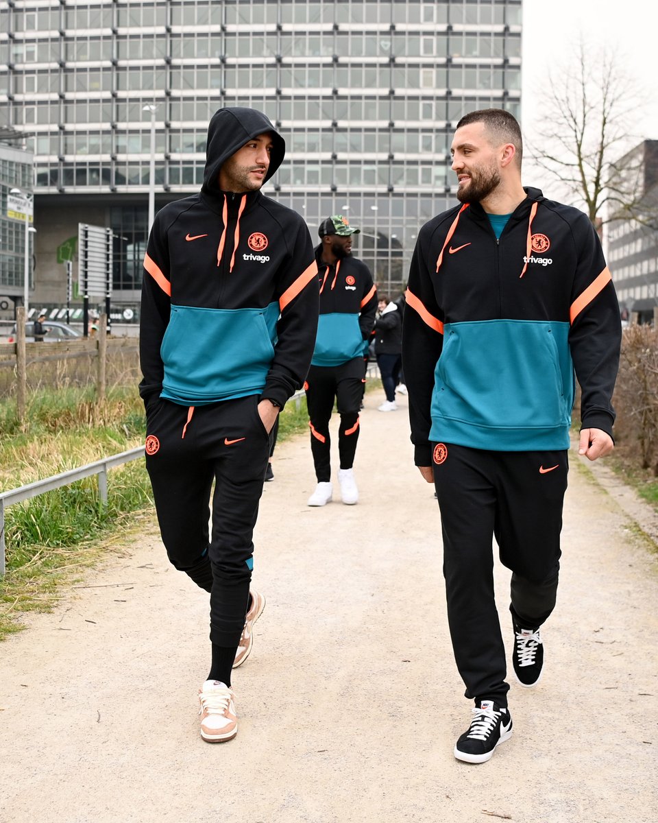 ChelseaFC's tweet photo. Stretching the legs in Lille! 🚶‍♂️

#UCL https://t.co/XCyT50VnIP