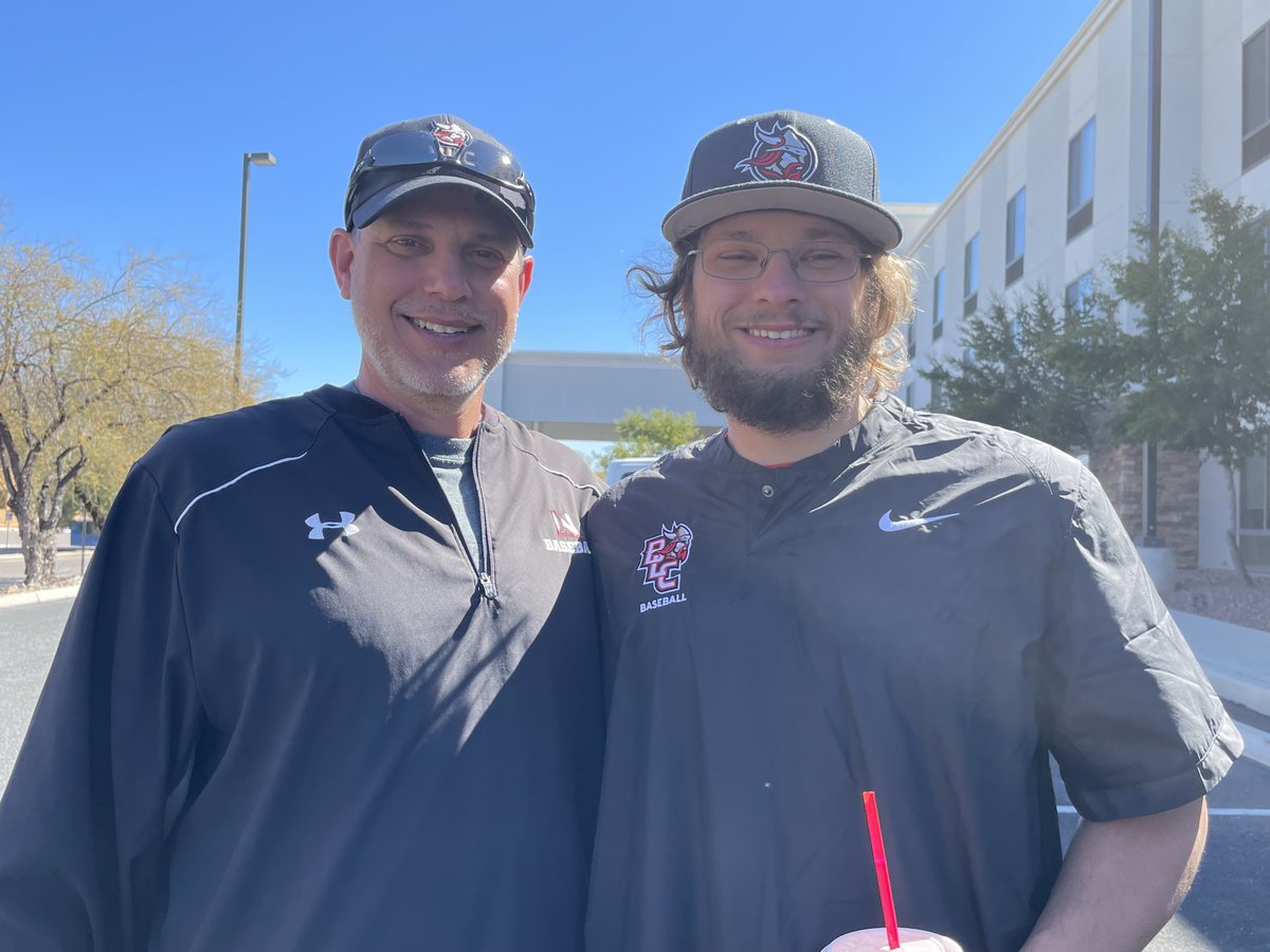 CoachGroff16's tweet image. ⁦@BenGroff580⁩ Happy 20th birthday little buddy. Hope you have a great day!