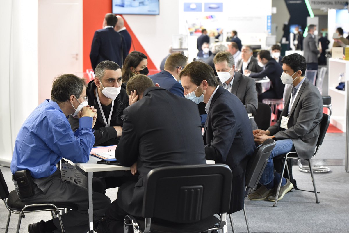 CCE_Intl's tweet photo. The first half of #CCEInternational is behind us 😲 the good news is that we still have one and a half days left to network with the #corrugated and cartonboard industry 💬 

We wish you a successful afternoon 💯 https://t.co/idaPKhuti7