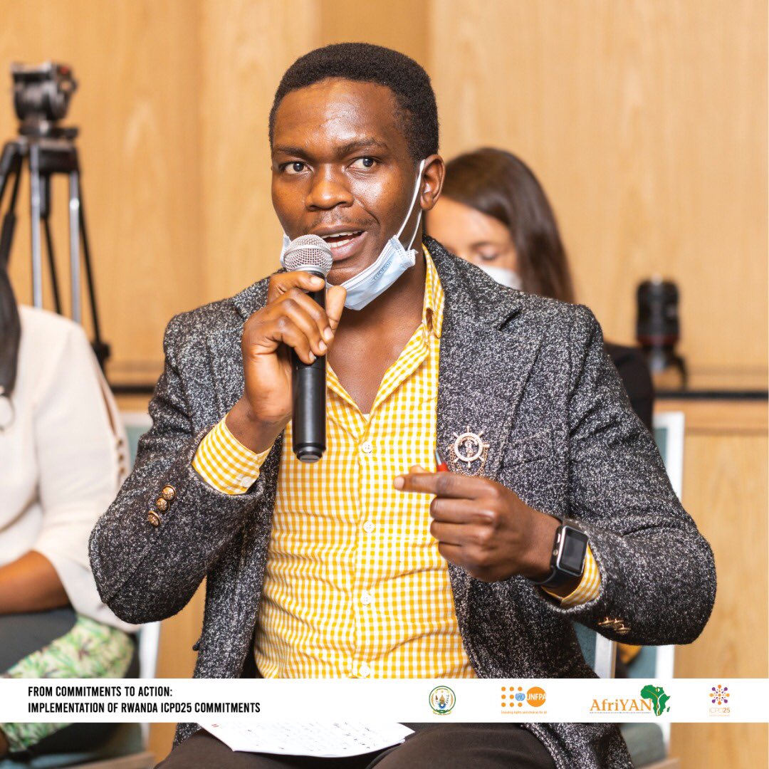 AfriYAN_Rwanda's tweet photo. Q&A Session: During our panel discussion on #ICPD25commitments🇷🇼, young people actively participated & asked questions relevant to them & made contributions towards what needs to be done to move forward faster, from their own perspective. #fromCommitments2Action #ICPD25Rw https://t.co/bwnxni1roJ