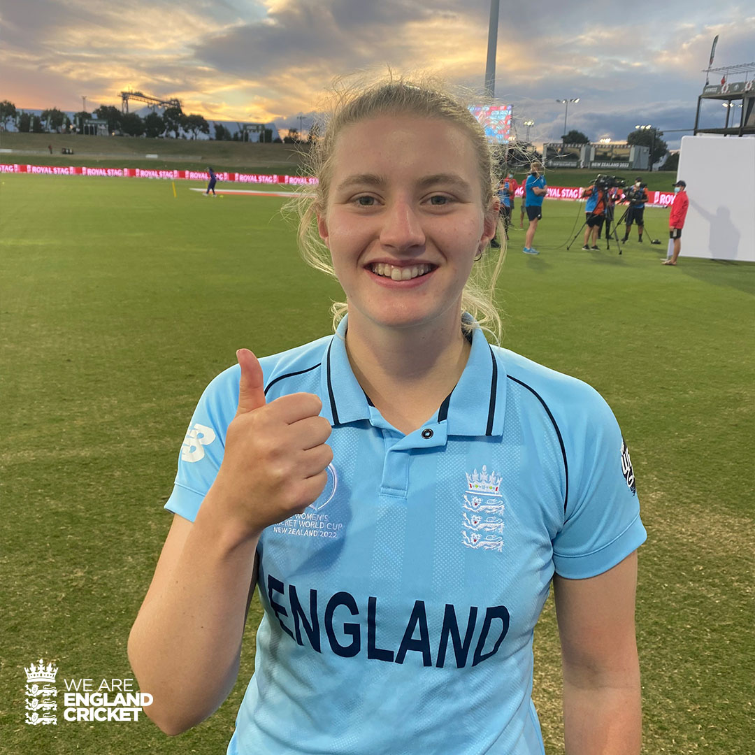 englandcricket's tweet photo. Second #CWC22 game, career best ODI figures! 🔥 

Today's Player of the Match, Charlie Dean 👏 https://t.co/HhDK0ngcY5
