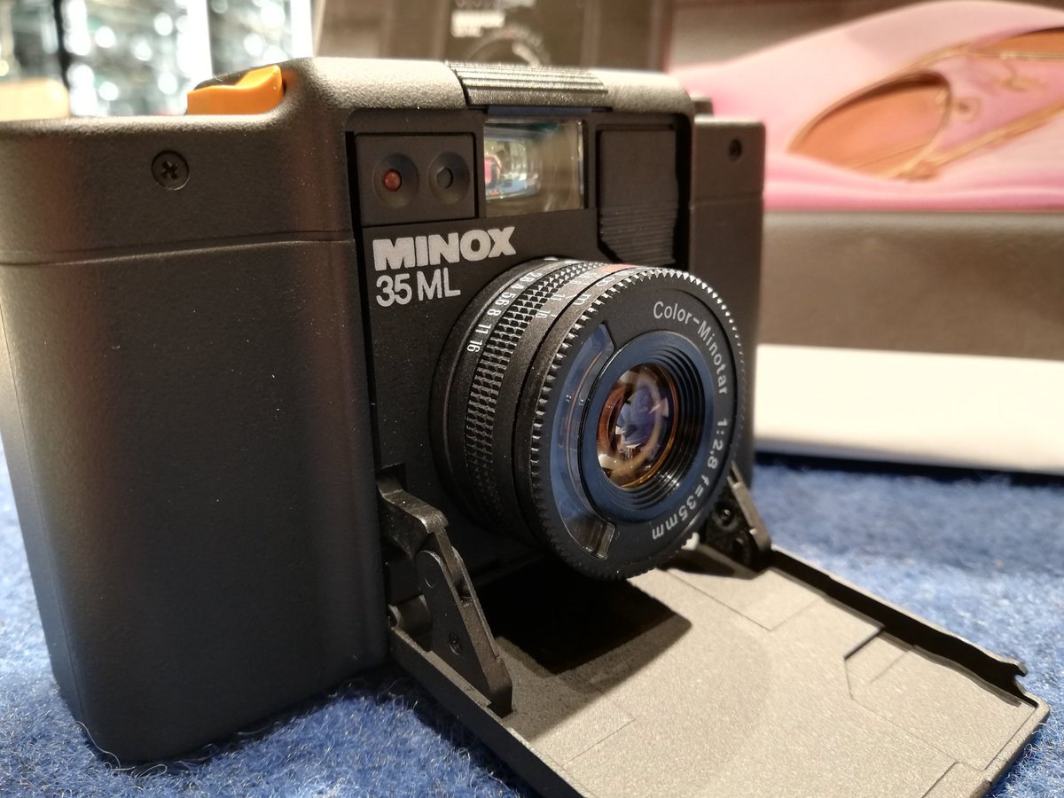 wattmann_cm_myh's tweet photo. ワットマンマルイシティ横浜カメラ買取センターです。
【入荷情報】
#MINOX #35ML
持ち運びに最適サイズ
オレンジのシャッターボタンが
アクセントになってます!
可愛く、カッコ良いカメラです。
#ワットマン
#マルイシティ横浜
#ミノックス
#コンパクト https://t.co/v762X9OQt9