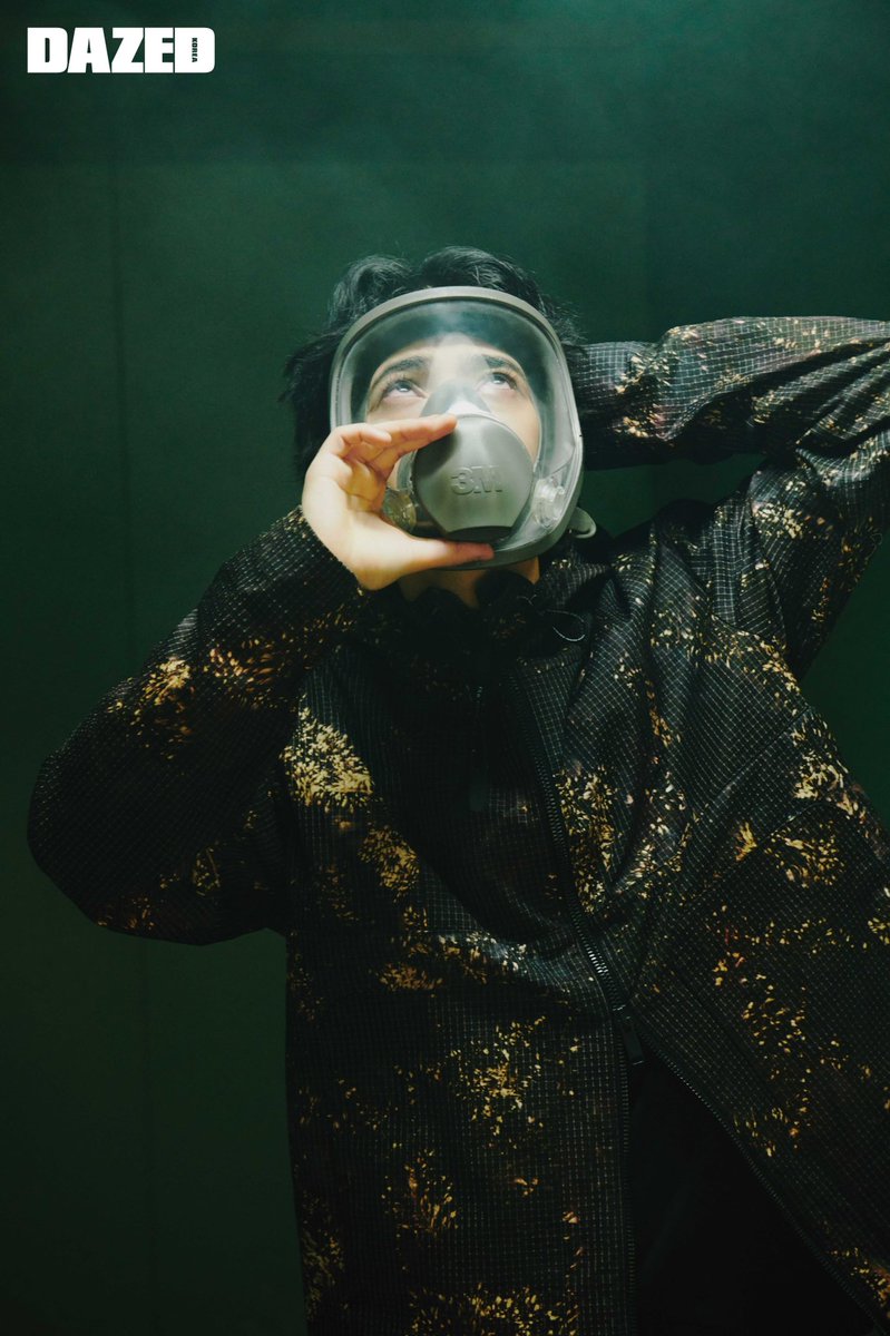 DazedKorea's tweet photo. NEVER BACK DOWN #협찬

뜻이 통하고 교감을 이루며 이소포에티즘은 더욱 견고해진다.

#Coevo #코에보 #UtilityandStyle #유틸리티앤스타일 #IsoPoetism #이소포에티즘 

더 많은 화보와 기사는 <데이즈드> 3월호에서 만나볼 수 있습니다. https://t.co/8cHo8E44aR