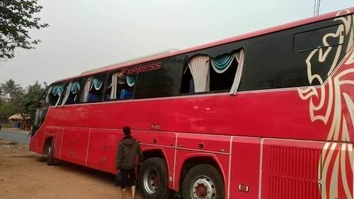 spring21MM's tweet photo. At 4 am on Mar 16, Military Terrorists Recklessly Opened Fire on 2 Highway Express cars near Ayesakhan, Maharbyuhar Road,Shwebo-Myikyinar,#Kantbalu Township—Killing at least 3 people(Bus driver,Female bus attendant &amp; a man on the motorcycle and Damaging the cars.
#2022Mar16Coup https://t.co/jMJxfukDpY