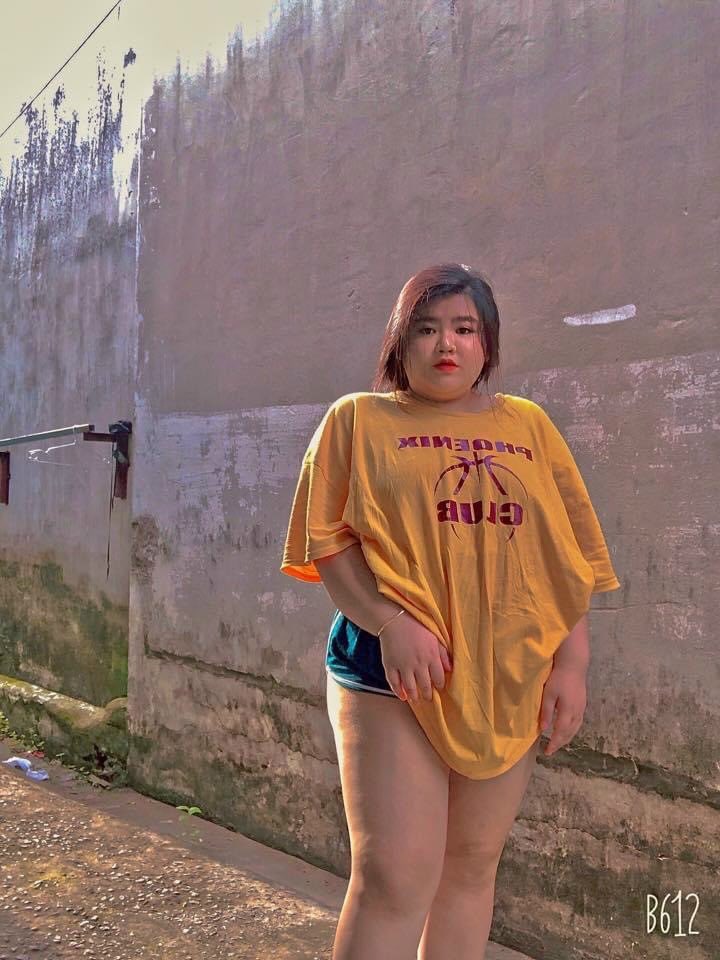 QuyenTran2k's tweet photo. Nay mập quá roy 😒 https://t.co/foEAlRLK6q