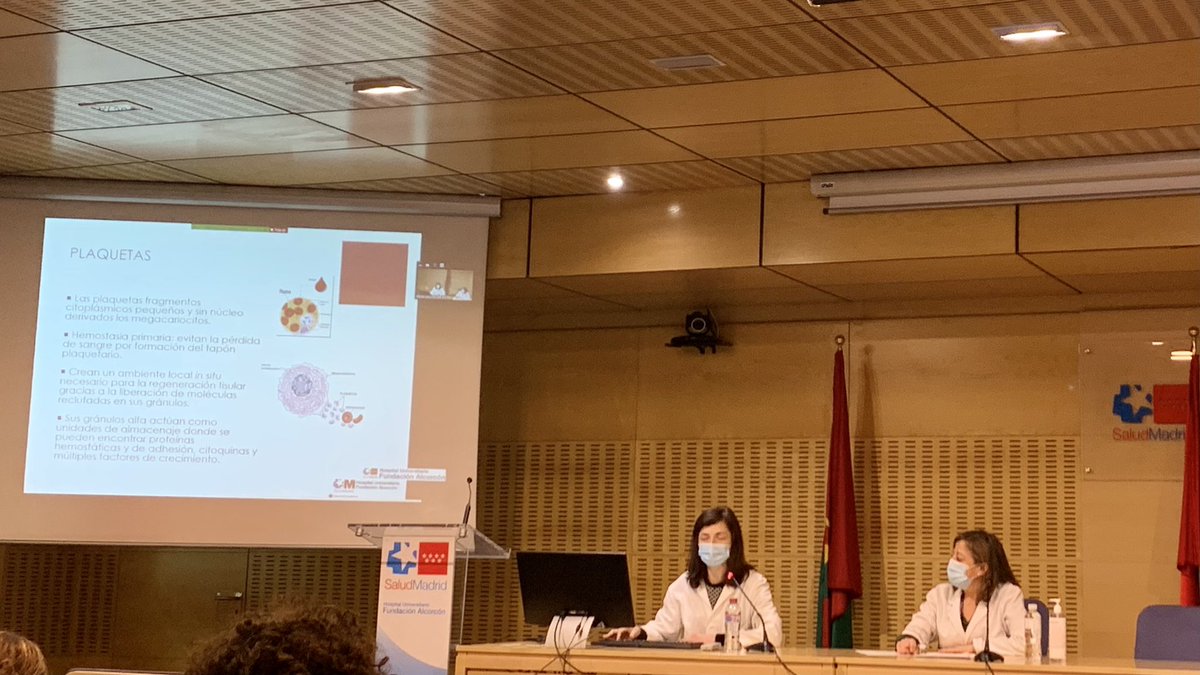 Nuestra compañera <a href="/annamariamrc/">Ana Martin</a> en la sesión general #HUFA ➡️ ¿qué hay que saber sobre el Plasma Rico en Plaquetas?💉 Enhorabuena por la presentación y por todo el trabajo que conlleva la implantación del uso de PRP en colaboración con distintos servicios👏🏻👏🏻 #investigacion