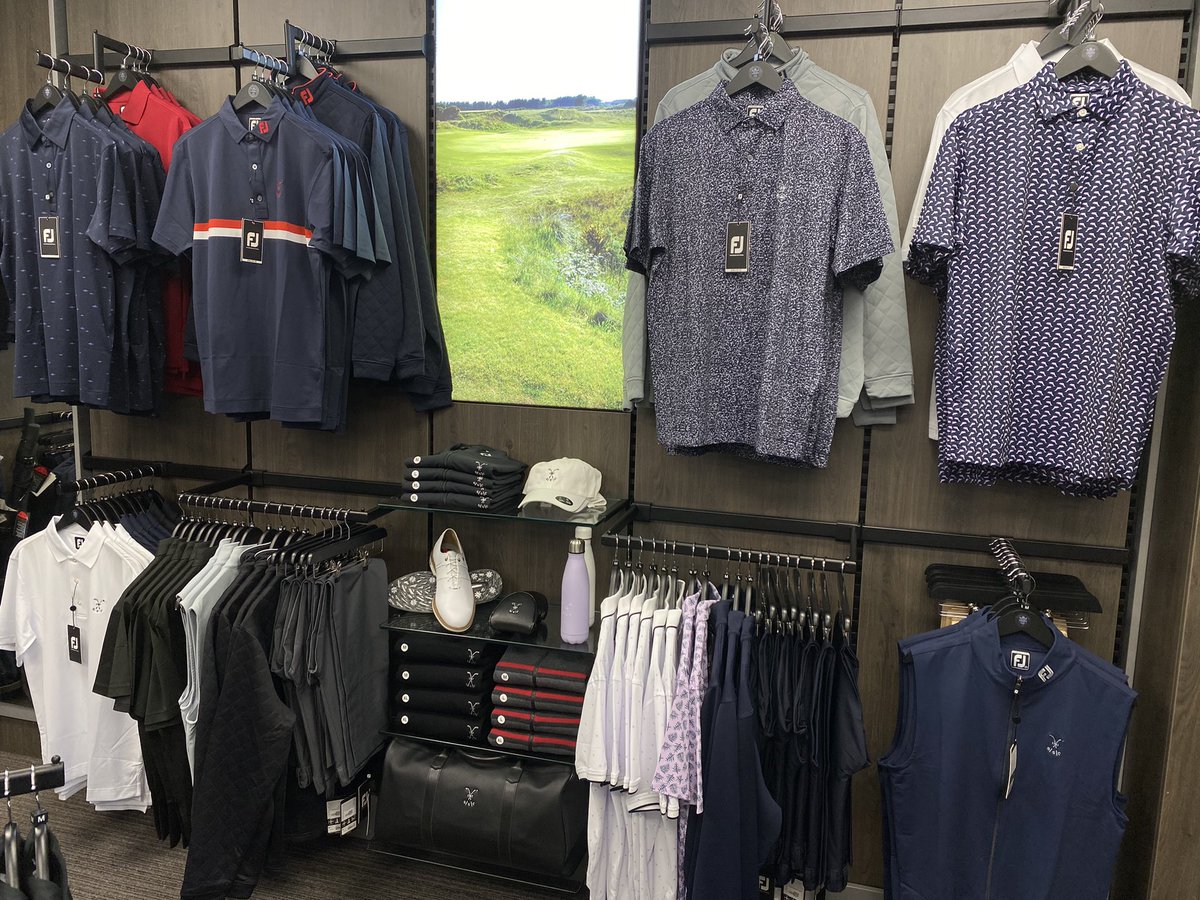 TGI_RickyGray's tweet photo. Great to be back out on the road yesterday after returning from Turkey 🇹🇷 #TCXII 🚗 

I was over at Glasgow Golf Club to help John &amp; Kirsty with shop layout and merchandising following their recent refit. Shop was looking fantastic!

Loved it.  👍🏻🤌🏻 

#TGIGolf https://t.co/Klff6IYC2W