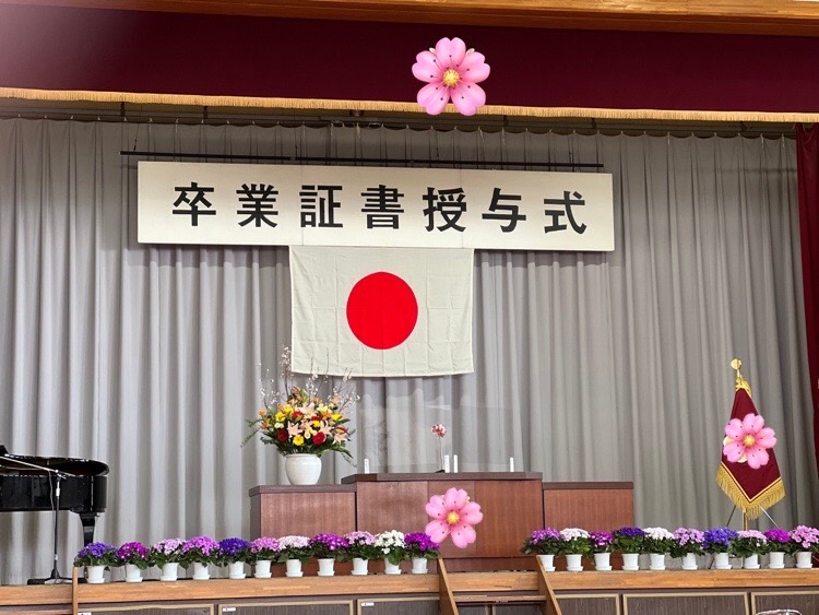 posts.gle/MqEecK
MIYABI女子ブログ「🌸春～Spring～🌸」を株式会社雅のHPにupしました。↓
tosou-miyabi.com/topics/the-arr…

世間一般では職人の会社と聞くと、
ごつい、いかついイメージをお持ちの方もいらっしゃるかもしれません。

しか～し、雅では、
子育て中のママさんも活躍しています！