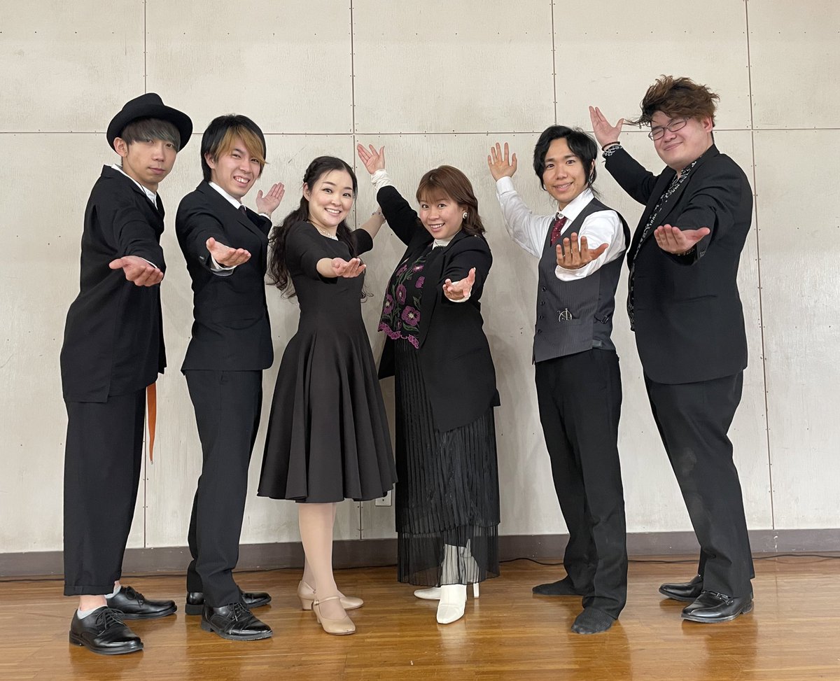 chappy_aya's tweet photo. 東京新世界楽団　@茨城
学校公演🏫無事に本番終わりました✨

約4ヶ月振りの公演😊

シンガー&amp;ピアノ&amp;ヴァイオリン&amp;ヒューマンビートボックス&amp;モノマネ！
盛り沢山の90分公演✨

生徒さんもたくさん手拍子してくれて本当に嬉しかったです🎈

本番ができて良かった…！🥺
ありがとうございました♡ https://t.co/bTgtKsrO2D