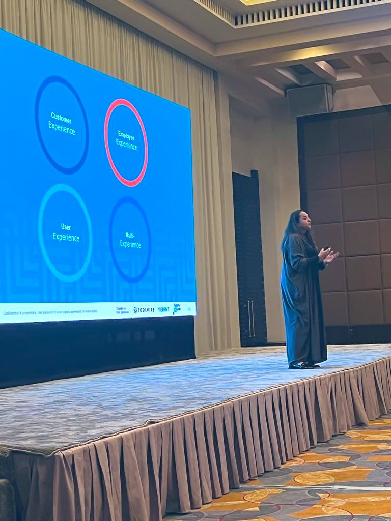 Sari_Baki's tweet photo. The importance of #TotalExperience platform is agile, allowing the everything customer with the freedom, and channel of choice. 

•Efficiency • Productivity •Agility • Work-stream Collaboration  
  
 #ExperienceAvaya #Jeddah #KSA https://t.co/8UsICaX5AQ