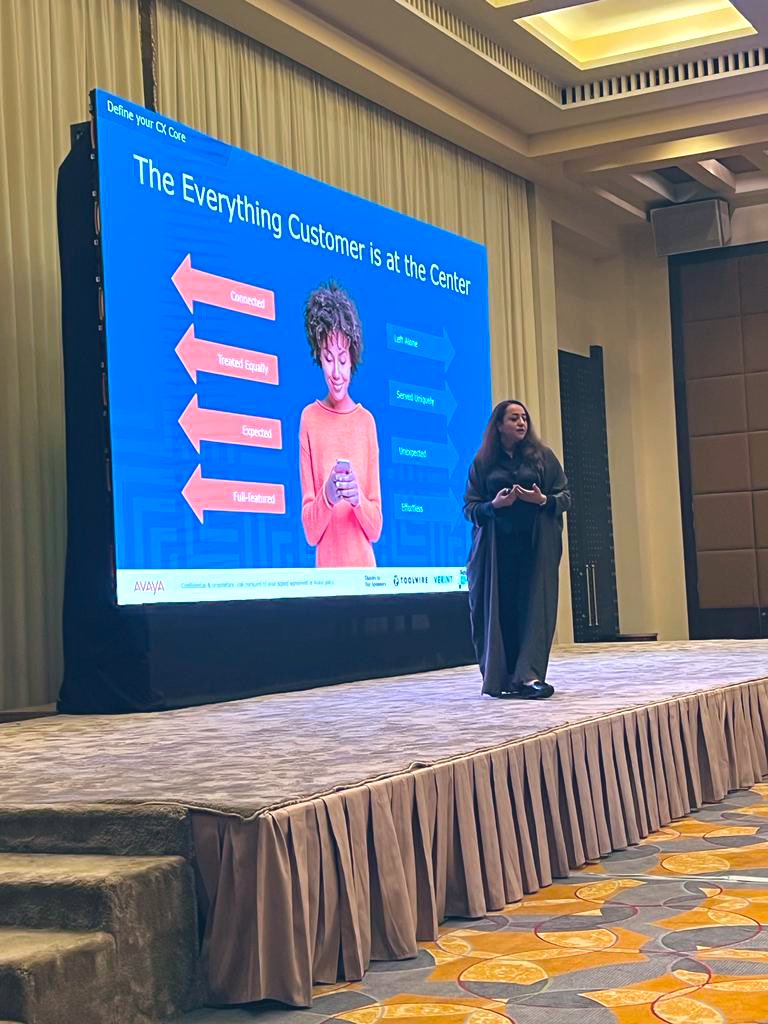 Sari_Baki's tweet photo. The importance of #TotalExperience platform is agile, allowing the everything customer with the freedom, and channel of choice. 

•Efficiency • Productivity •Agility • Work-stream Collaboration  
  
 #ExperienceAvaya #Jeddah #KSA https://t.co/8UsICaX5AQ