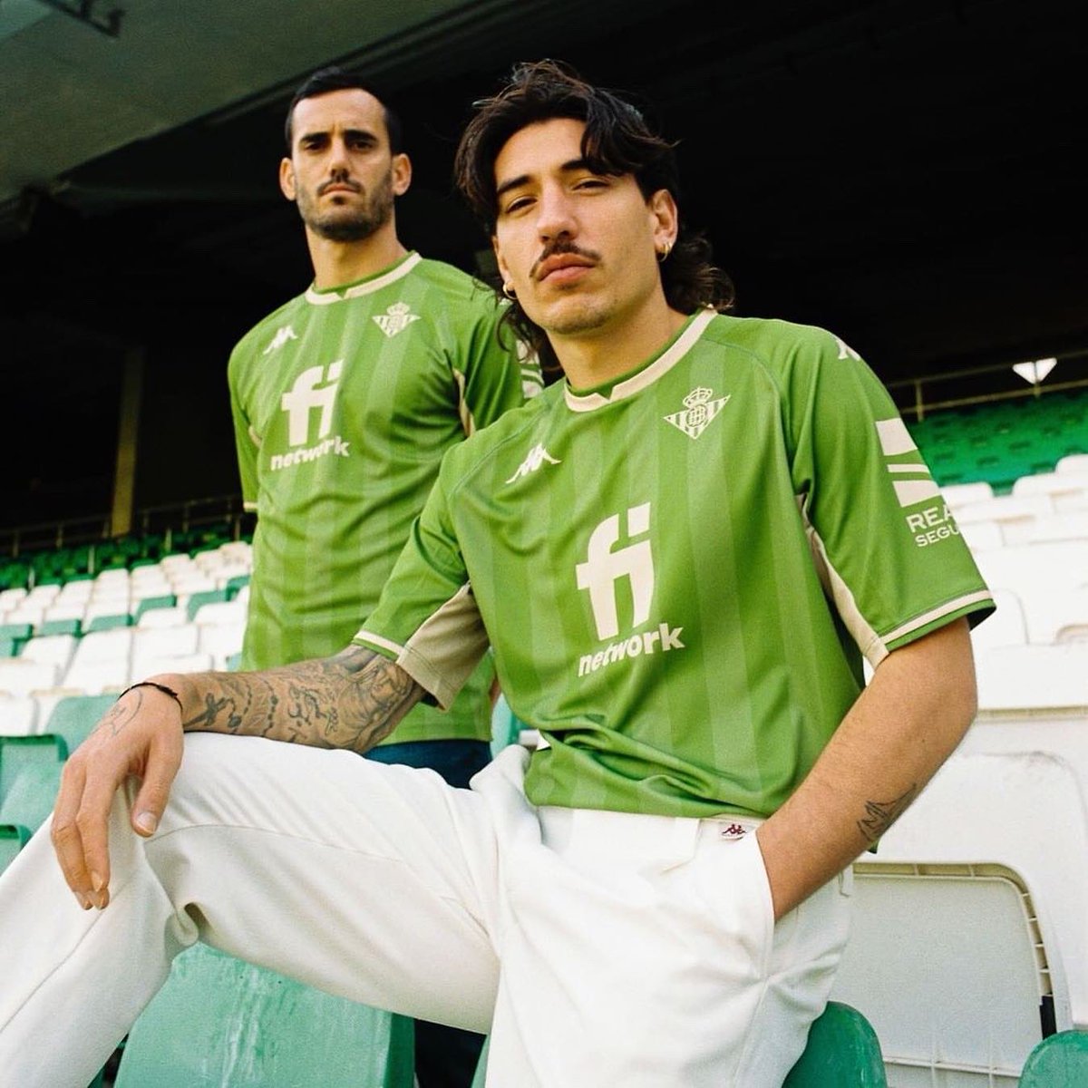 waveyfs's tweet image. Wavey News 🌱 Real Betis &amp;amp; Kappa have linked up for the ‘forever green’ shirt. The kit is made from entirely recycled materials. 📸 @KappaSport_ES