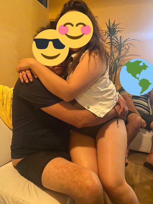Qu&eacute; tal  qu&eacute; rico domingo gracias a las 3 hermosas y ricas mujeres y gracias a mis amigos por la invitaci&oacute;n<a href="/tag/rico"class="tags"><span>#rico</span></a><a href="/tag/culote"class="tags"><span>#culote</span></a>