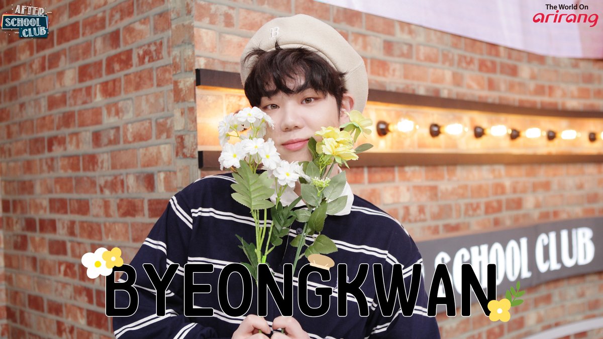 arirangworld's tweet photo. 🧑‍🎓Dear ASCers, you are invited to @official_ACE7 Byeongkwan’s graduation🧑‍🎓

220322 TUESDAY 1:00PM KST🎬

✔FB👉 https://t.co/lTPRHlRSjU…
✔TW👉 https://t.co/n3gdhNrsmA

#ACE #BYEONGKWAN #BYEONGKWAN_ASC #arirang_ASC https://t.co/zCQX88hdhh