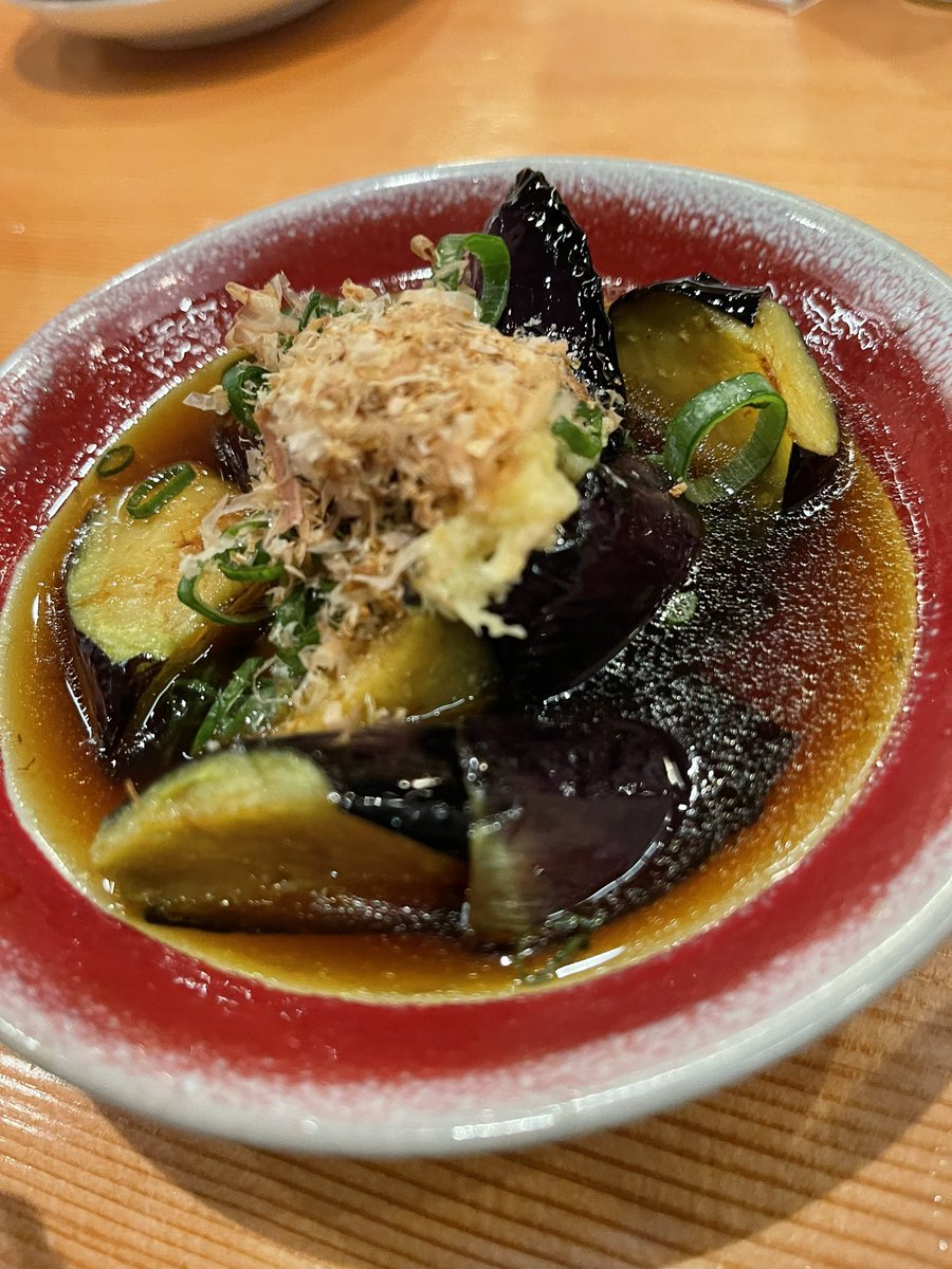 0819Sbgmail's tweet photo. 中ノ食堂

評価:3.8点
前回紹介したジョウモンの系列店。
お酒は塩梅酒や山椒ハイボールを注文。
系列店なだけにどれもお料理は美味しい。

#溝の口 #居酒屋 https://t.co/iRlxAAcXNL