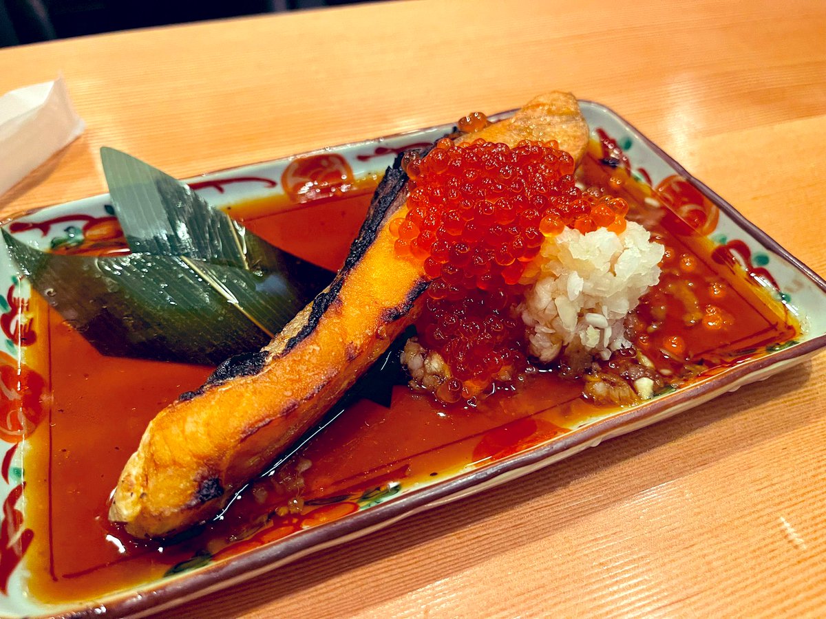 0819Sbgmail's tweet photo. 中ノ食堂

評価:3.8点
前回紹介したジョウモンの系列店。
お酒は塩梅酒や山椒ハイボールを注文。
系列店なだけにどれもお料理は美味しい。

#溝の口 #居酒屋 https://t.co/iRlxAAcXNL
