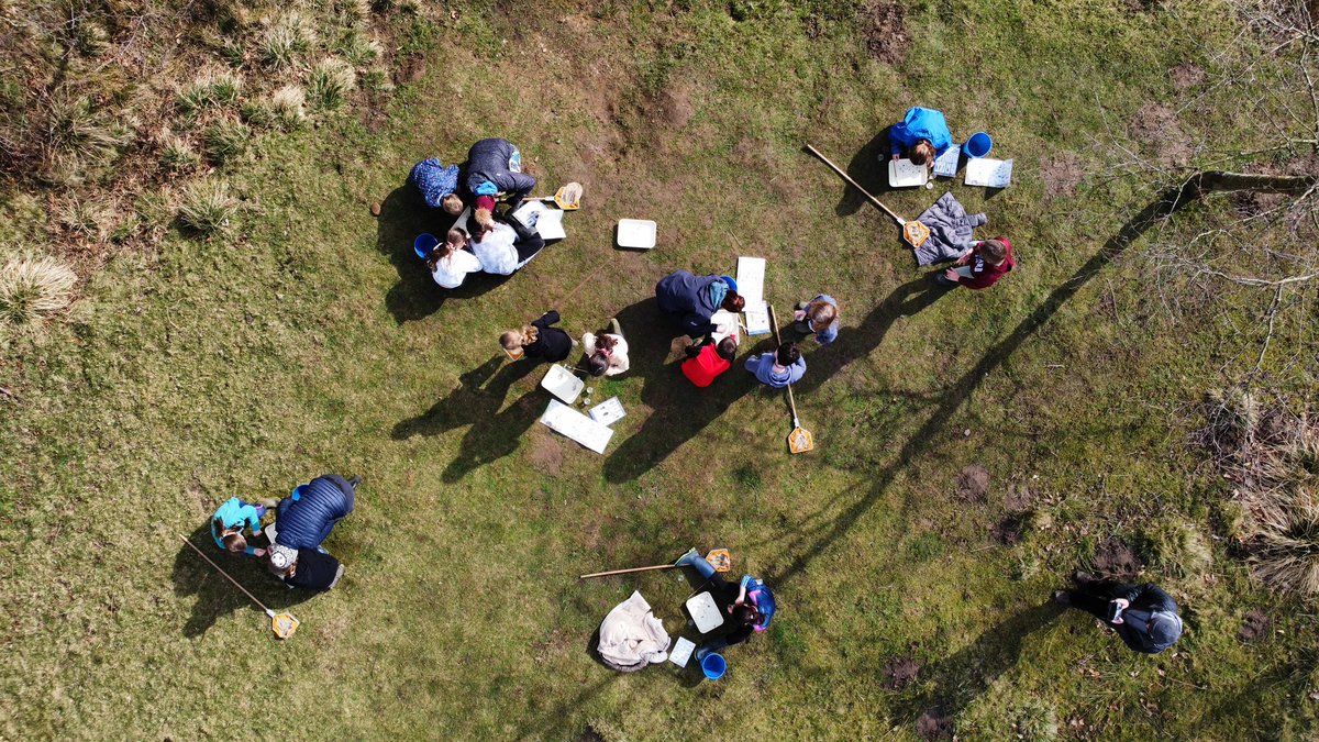 sammachin18's tweet photo. We had a great time doing orienteering and stream studies yesterday! 🗺🧭🐟@Macawclass51 @Norbridgeschool @NottsOutdoors
#StMichaels #Hathersage #Orienteering #StreamStudy https://t.co/NS9E0NAY4q