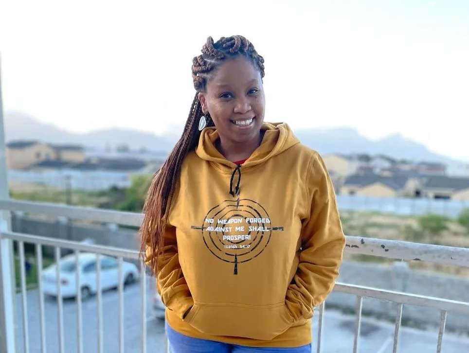 Printsof_Peace's tweet photo. We're all about spreading positivity through messaging on clothing.
Just like @ChristineTaphel wear clothing with intentional meaning and spread it wherever you go!
#PrintsofPeace #Inspiration #clothingbrand #CapeTown #Brands #PositivePrints #PeaceLovers #wednesdayvibes https://t.co/Q7ZTkwA1uu