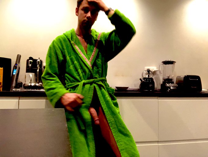 Morning vibes #morning https://t.co/SPzmp9NDW6