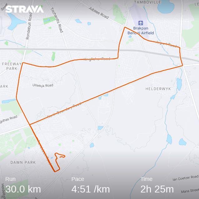 BenMaluleke300's tweet photo. Midweek Long Run Done ✅✅✅
Happy Birthday @billysigudla 🎂🎂🎂
#OwnRace 💚💚💚
#OwnPace💚💚💚
#RunningWithTumiSole
#RunningWithLulubel
#TranLos
#IPainted https://t.co/gGIJtVhxDG