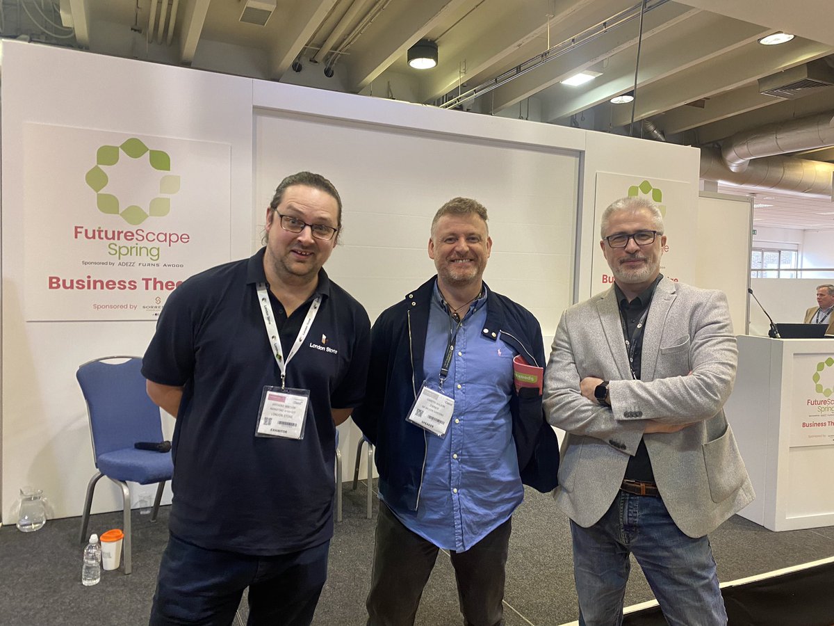 GKWilsonGardens's tweet photo. Amazing day out @FutureScapeUK with some great people @iplantsman @Jimeljays @_LONDONSTONE @CEDStoneGroup @LandformUK https://t.co/j9caGcKZlt