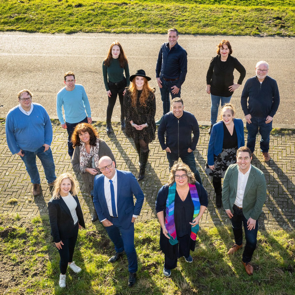 Vandaag is de laatste dag dat je je stem kunt laten horen ✏️🔴

HAP staat voor een Haarlemmermeer waar iedereen thuis is. 
Bij ons staat de mens centraal 💙

Het is belangrijk dat jij je stem laat horen!

Ga stemmen
Stem lokaal
Stem HAP 💙 

#lokaal 
#sociaal 
#betrokken
#teamHAP