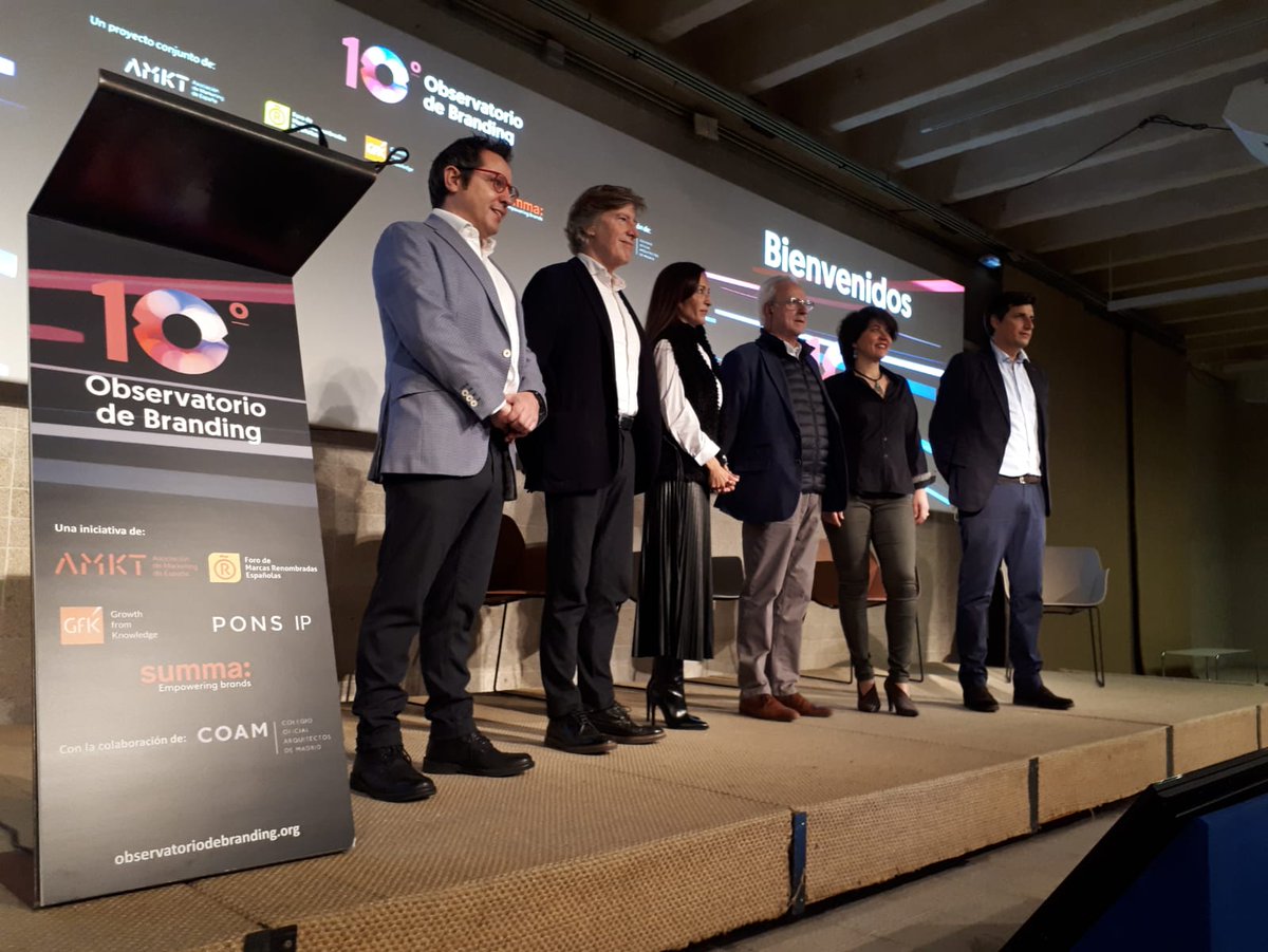 Ya estamos en el <a href="/COAMadrid/">COAM</a> a punto de comenzar el 10º Observatorio de Branding, cuyo motivo de este año es 'El Retorno del Branding: El valor de las marcas y su contribución al negocio'. Sigue el directo a través de bit.ly/OB2022d #OB2022