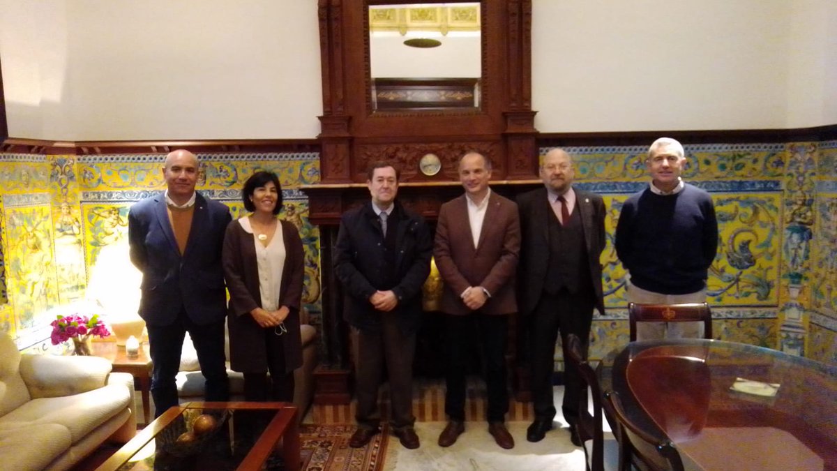 COAATH's tweet photo. 🗣️Ayer nos reunimos con Antonio Pontón, presidente de la Audiencia Provincial de Huelva, para abordar diferentes asuntos de interés para la #ArquitecturaTécnica y para el #Coaath https://t.co/ii0JZK2idl
