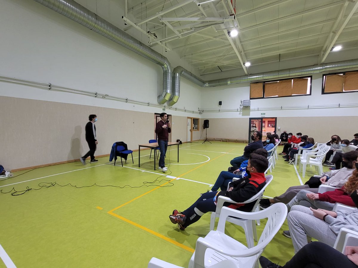 Instituto Sor Juana de la Cruz tweet media