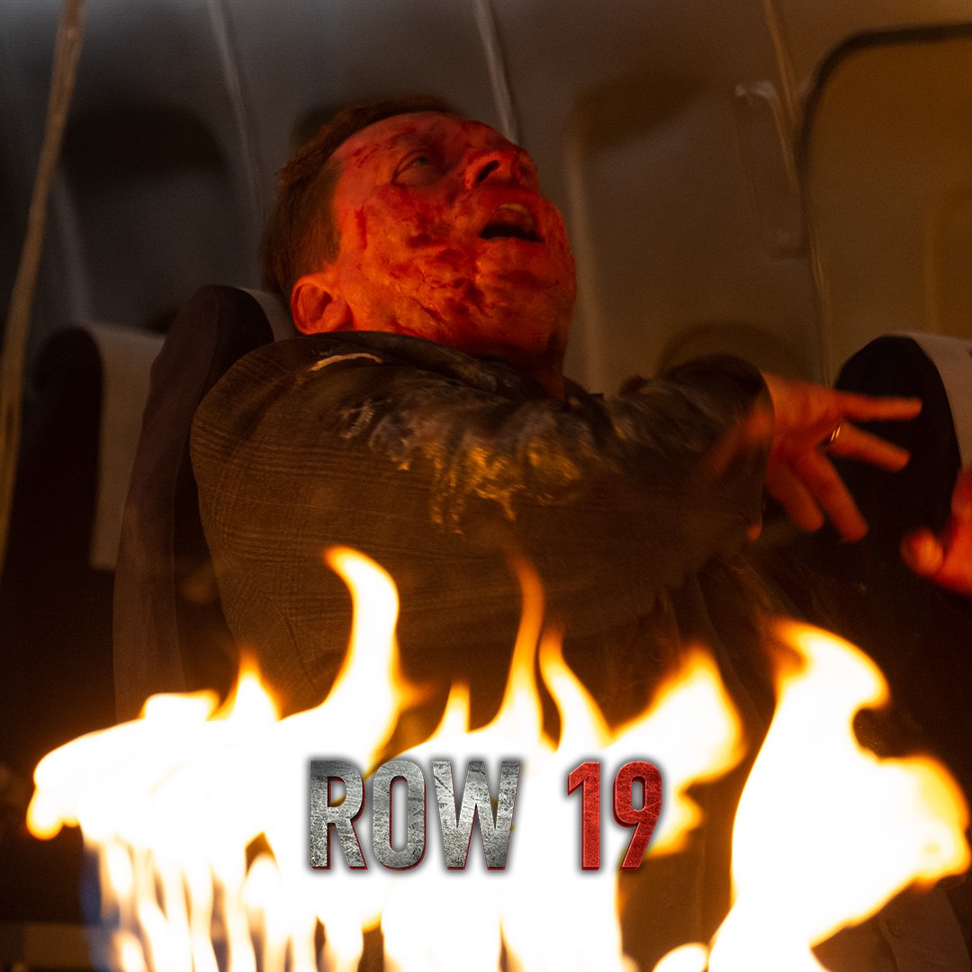 GSC_Movies's tweet image. AMARAN ⚠ Jangan merokok! 🚭 

#Row19 kini di pawagam!

#GSCMovies #horror #thriller #mystery