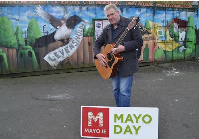 mancirishfest's tweet photo. #Free #StPatricksEve ☘️ concert with #MayoMan💚❤️ Peter Mylett in @levunion tonight, doors 8pm in #Levenshulme sponsored by @TourismIreland #pressthegreenbutron☘️ https://t.co/qaTibEEuBX