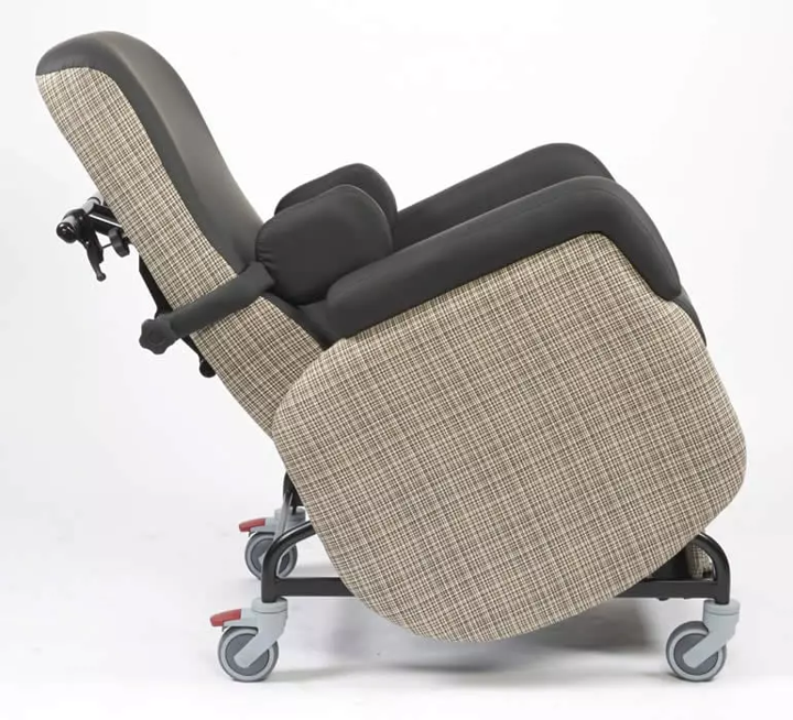 AmbreStone's tweet photo. The Allier Care Chair is a highly adjustable seating system designed to create correct posture and supportive comfortable seating positions.

#supportyoudeserve #adjustable #supportive #comfort #support #seatingsolutions https://t.co/ou8FBcyMR0