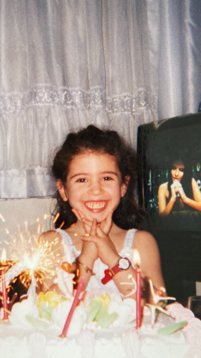 Merve Yigit 💧 DRiP tweet media