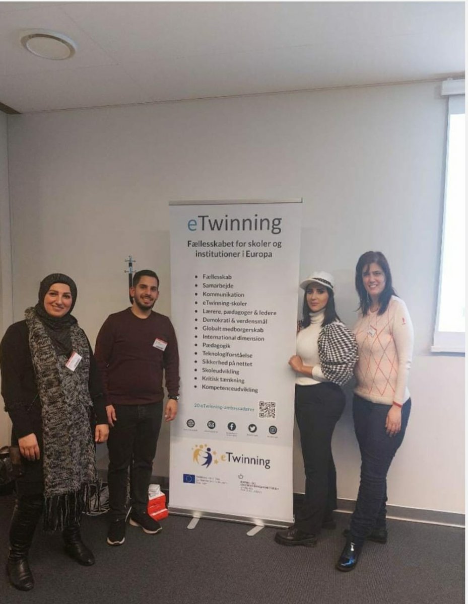 ShhadehMaha's tweet photo. A way to start!
eTwining goes Hybrid Conference 
#copenhagen
@etwinningplus 
#eTwHybrid
#eTwinningDK @hawraaghandour @ahmadsidani91 @Carolineghos https://t.co/OsyexHfFTE